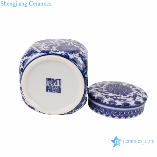 Pot à thé à feuilles torsadées de forme ronde en porcelaine bleue et blanche
